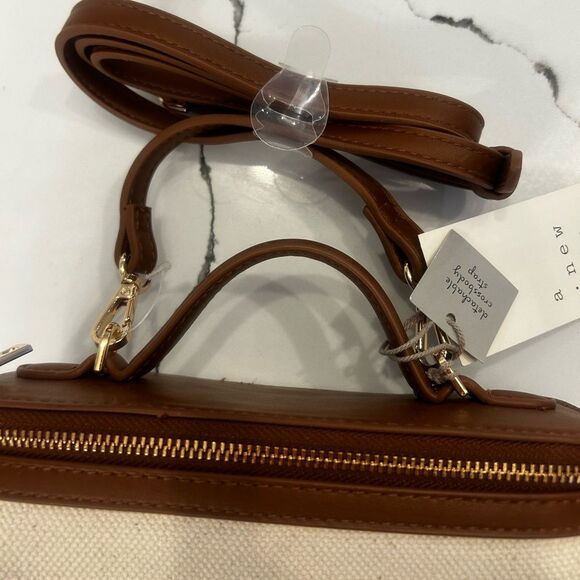 A New Day Tan and Cream Vanity Crossbody Bag NWT - Picture 4 of 5